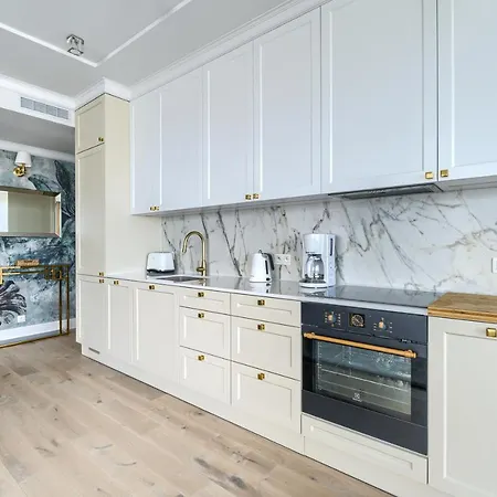 Marina Royale Darlowo - Ultra Mar Nad Morzem מלון דירות 4*