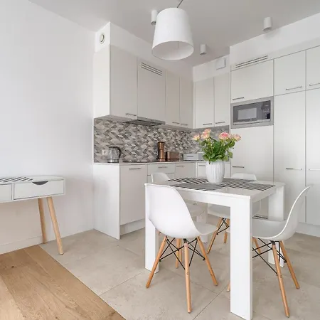 Marina Royale Darlowo - Ultra Mar Nad Morzem Apartmanhotel 4*