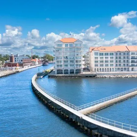 מלון דירות Marina Royale Darlowo - Ultra Mar Nad Morzem דארלובקו