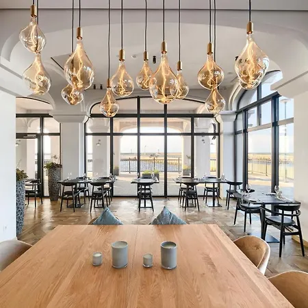 מלון דירות Marina Royale Darlowo - Ultra Mar Nad Morzem 4*