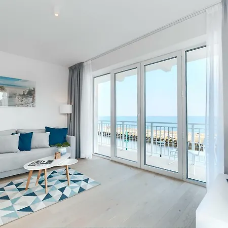 Marina Royale Darlowo - Ultra Mar Nad Morzem Apartmanhotel