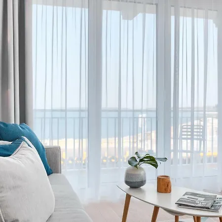 Marina Royale Darlowo - Ultra Mar Nad Morzem Apartmanhotel Darlowko