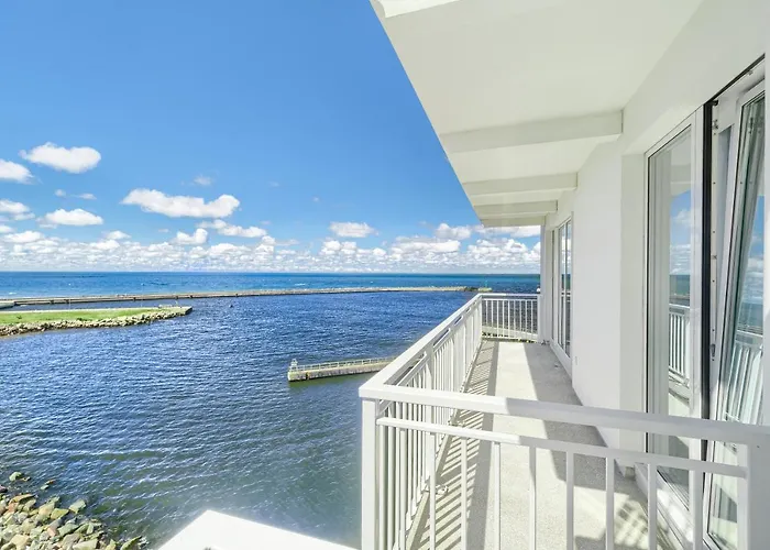 Marina Royale Darlowo - Ultra Mar Nad Morzem Apartmanhotel 4*