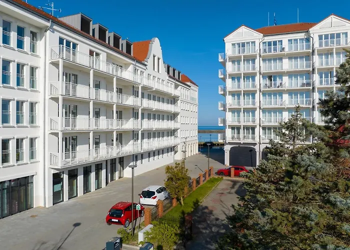 Marina Royale Darlowo - Ultra Mar Nad Morzem Apartmanhotel
