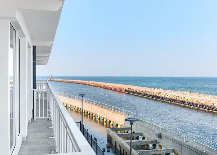 Apartahotel Marina Royale Darlowo - Ultra Mar Nad Morzem 4*
